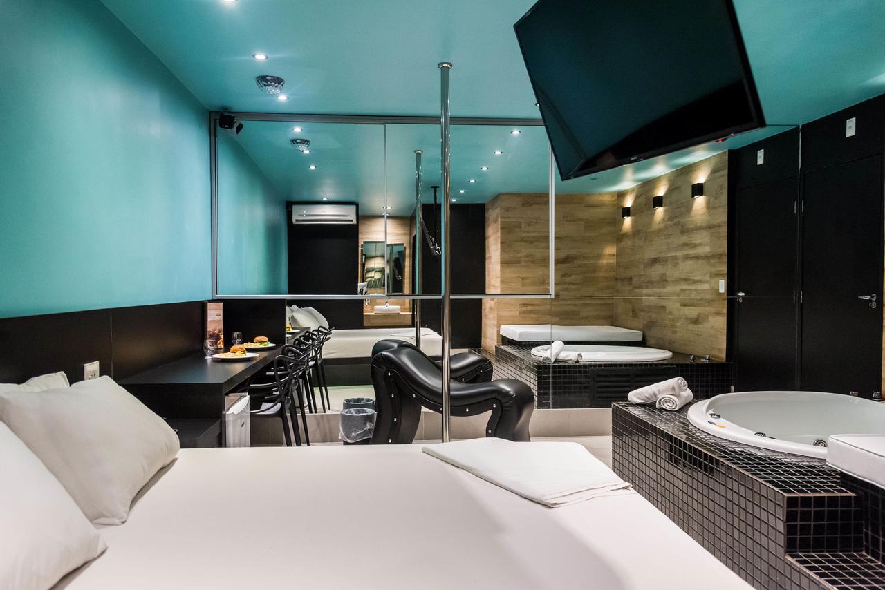Ouro (adults Only) Hotel do amor *
